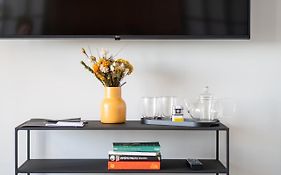 Black F Tower - Serviced Apartments